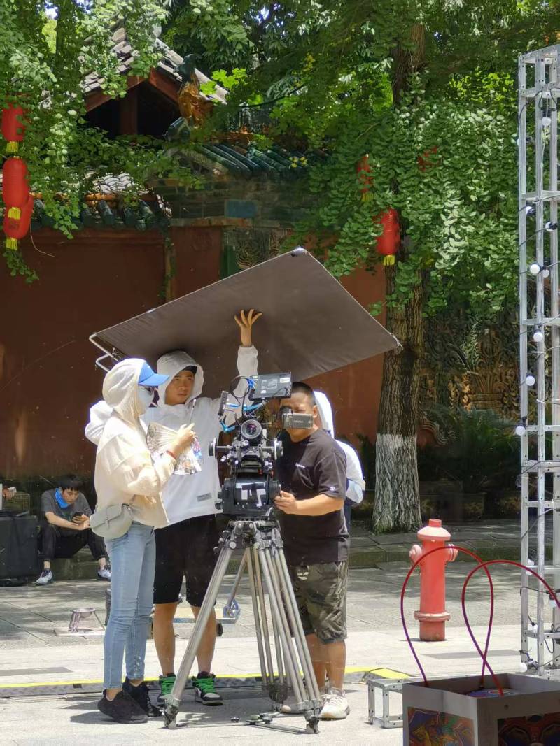 铁山区TVC拍摄公司：资深团队坐镇，打造现象级广告作品的幕后推手